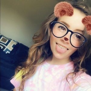 Meet your Posher, Alisa